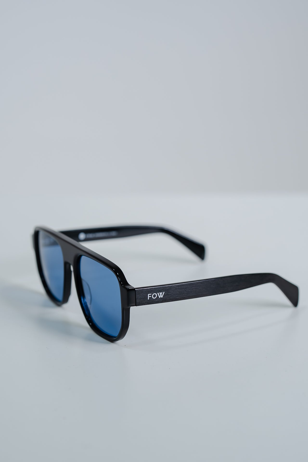 STRIVE BLUE