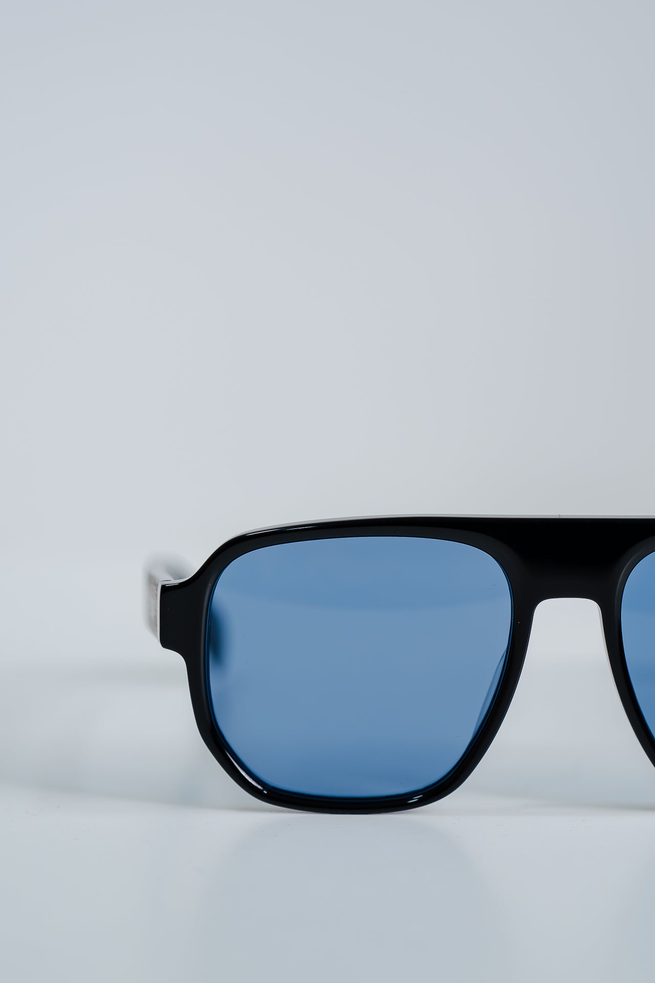 STRIVE BLUE