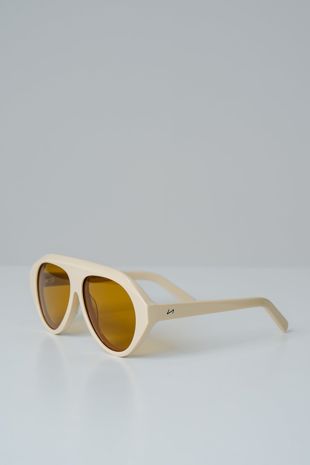 NOVA STREET WHITE