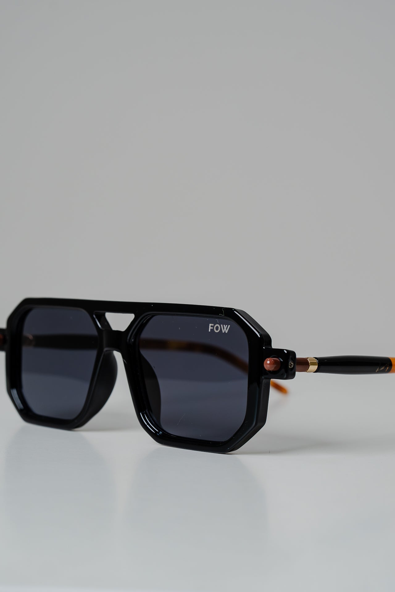 VEXOR BLACK GREY