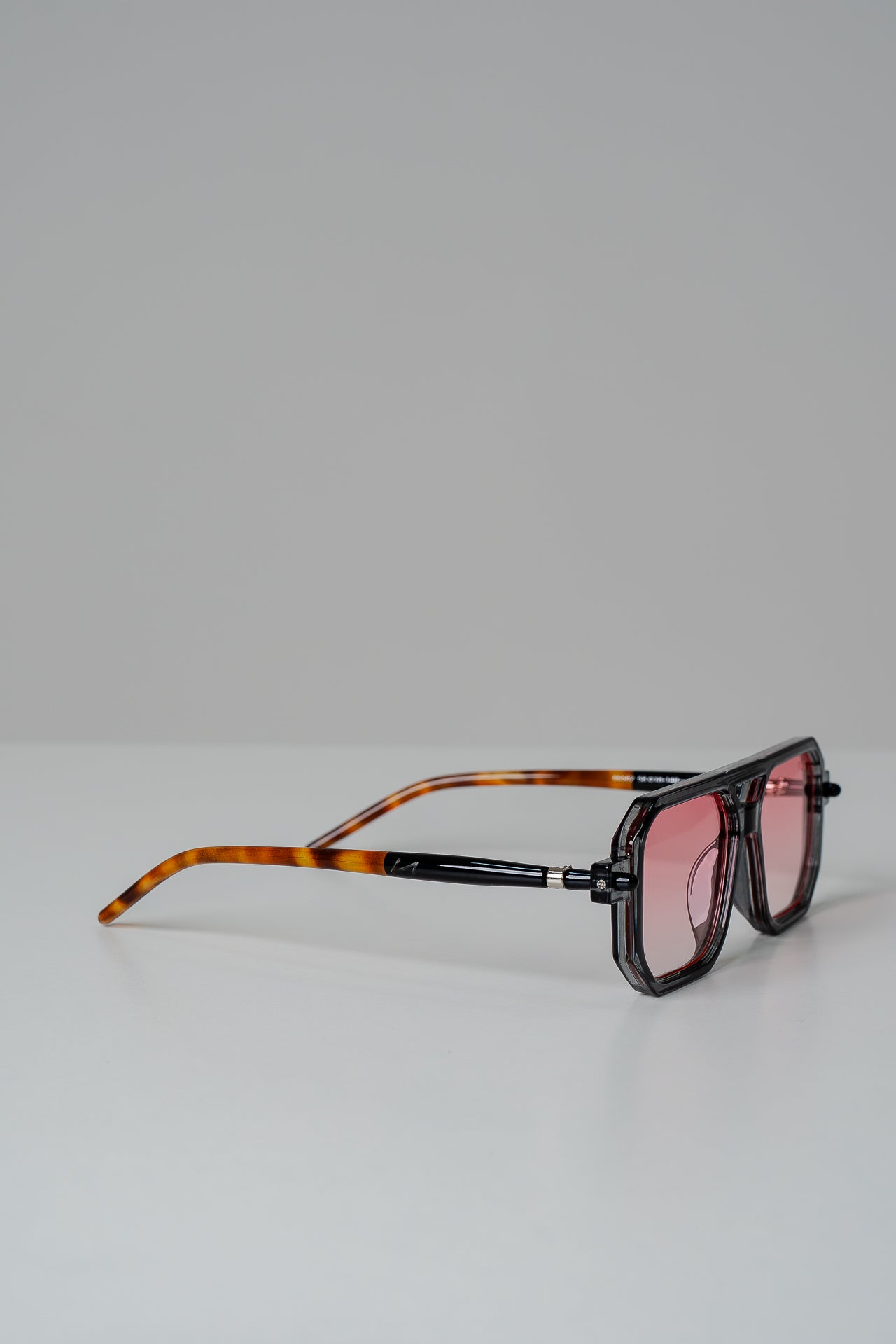 VEXOR GRAY PINK