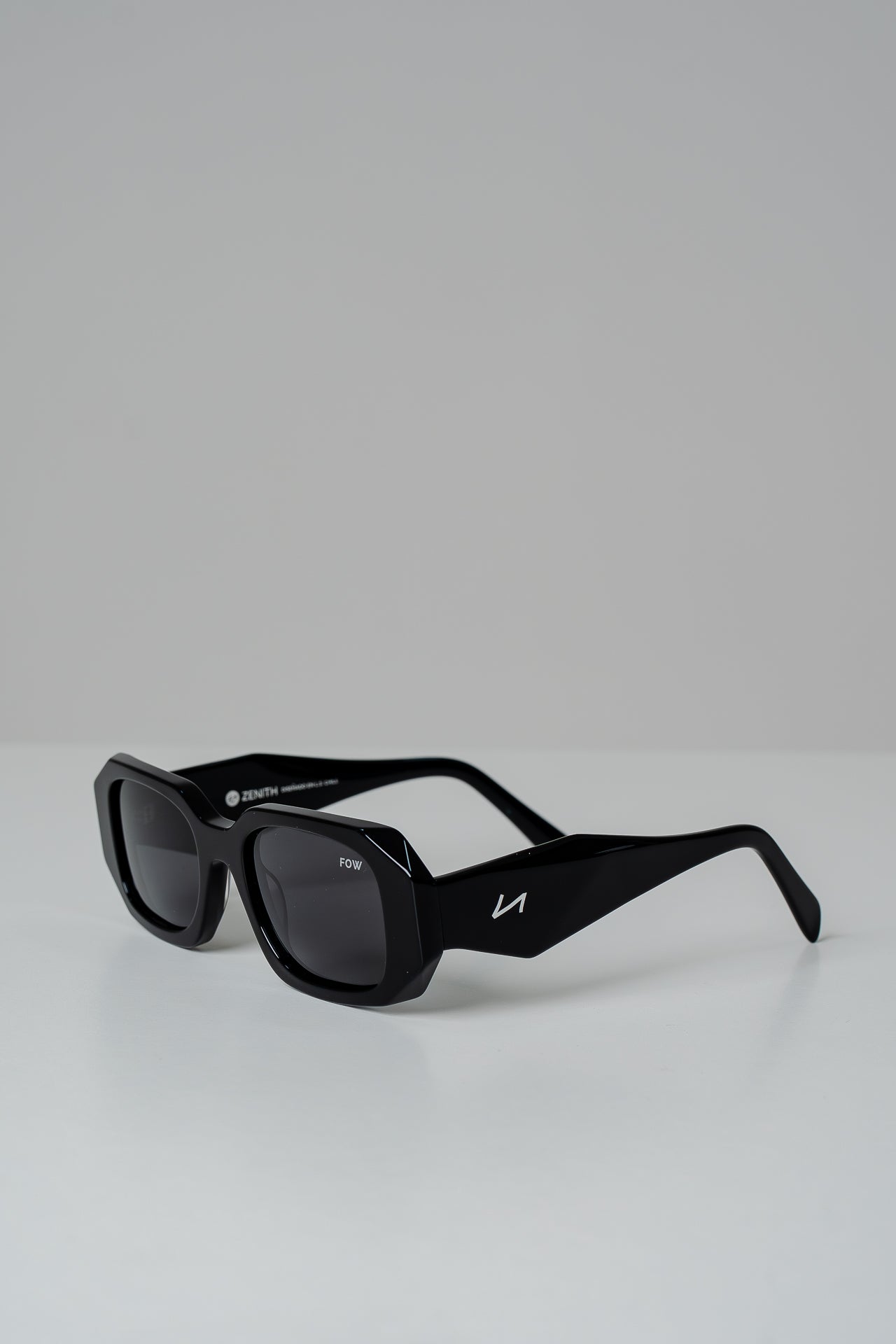 ZENITH BLACK / POLARIZED