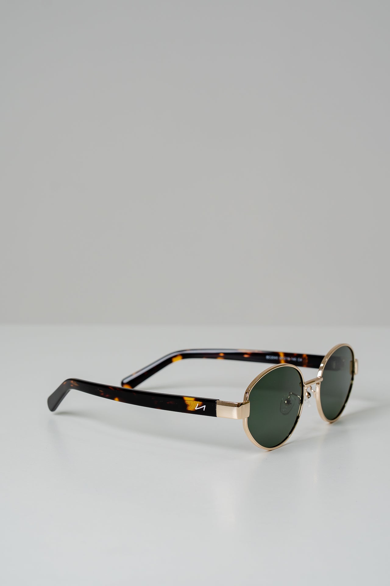 AURA BLACK GREEN - POLARIZED
